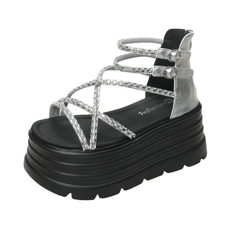 Platform sandals women's fashion outer wear in the summer of 2025 new models with a height increase of 8cm for small people, easy to match, muffin Rom