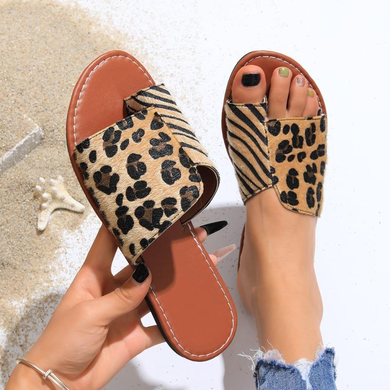 Large size summer new set of toes flat bottom leopard print fashion women's cool slippers slippers