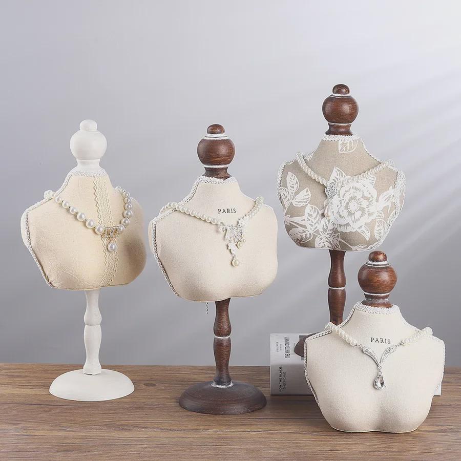 Elegant Necklace Stand: Desktop Jewelry Rack & Display