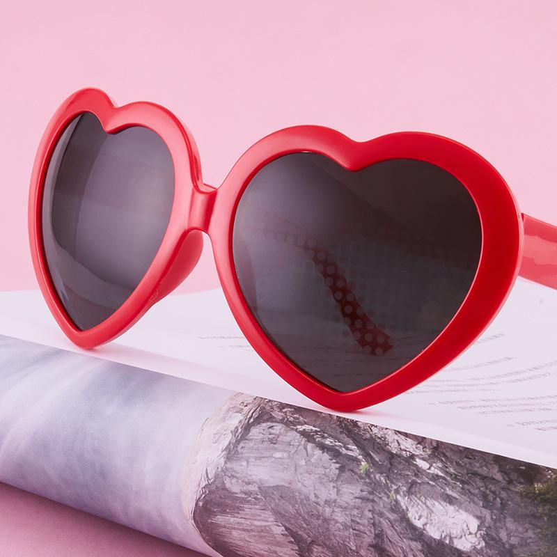Heart Effect Night Glasses - Trendy Peach Heart Sunglasses for Women Inspired by Douyin Influencers