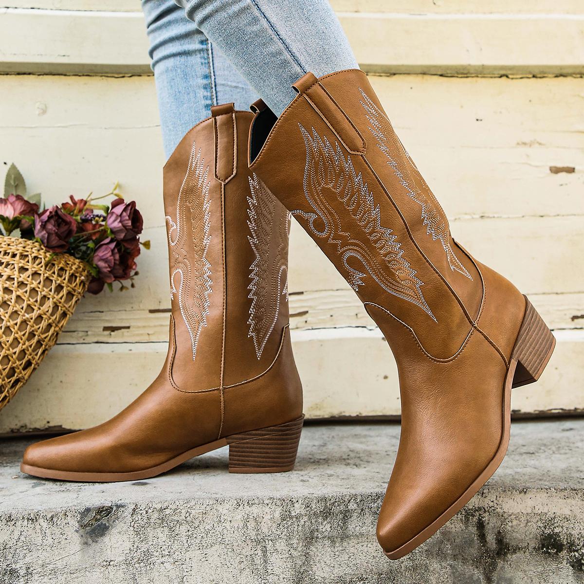 

2024 Autumn and Winter Fashion New Western Women s Boots Thick Heel Retro Style Country Women s Embroidered High Heel Boots 42 светло-коричневого