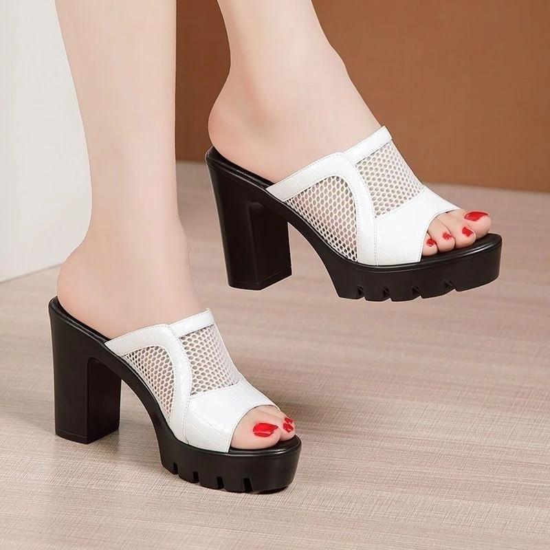 Summer Women Retro Sandals Trend High Heels Platform Shoes Women Outdoor Bright Leather Comfort Peep Toe Casual Sandals