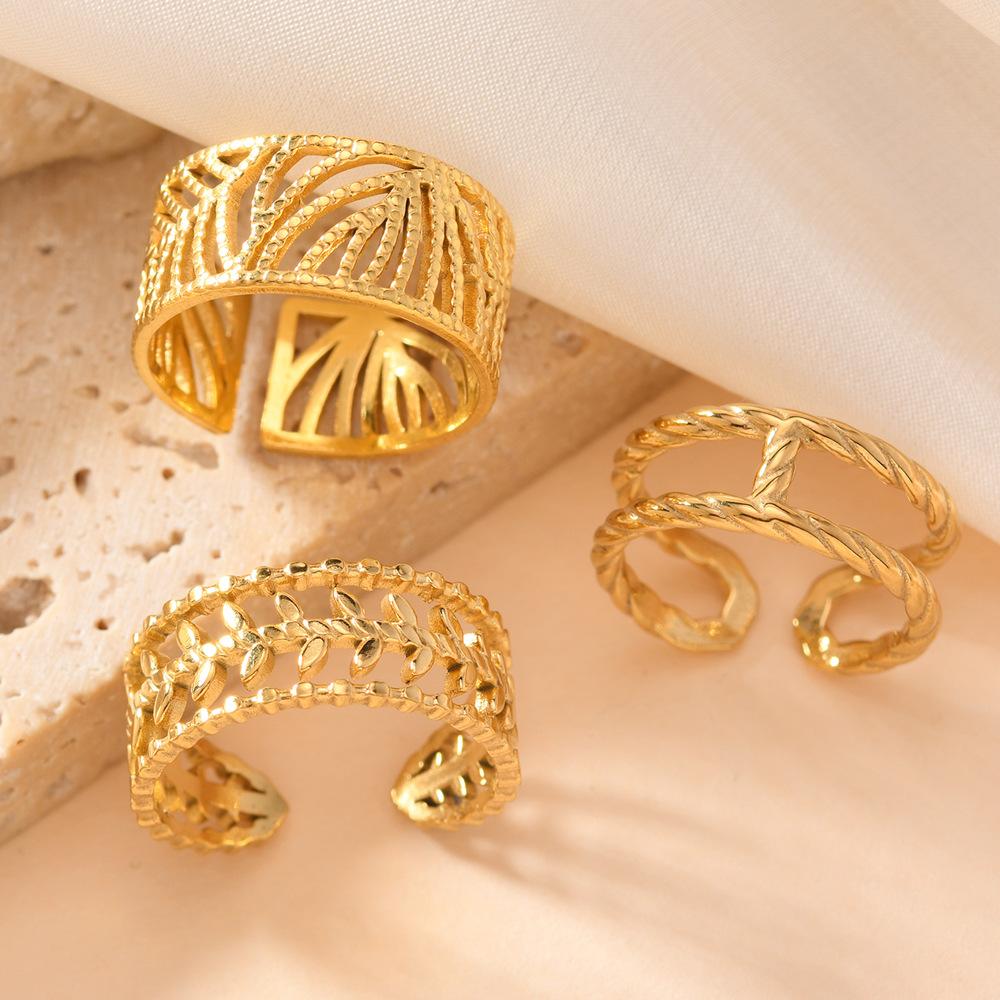 

New Stainless Steel Ring Hydraulic Hollow Stacking Ring Fashion Vacuum Electroplated 18k Gold Titanium Steel Jewelry Average Size