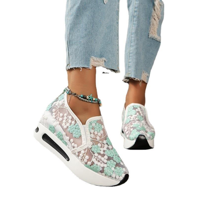 Platform Takozlar kadın Spor Ayakkabı Çiçek Nakış Örgü Spor Ayakkabı Kadınlar için Rahat Rahat Topuklu Ayakkabılar üzerinde Kayma