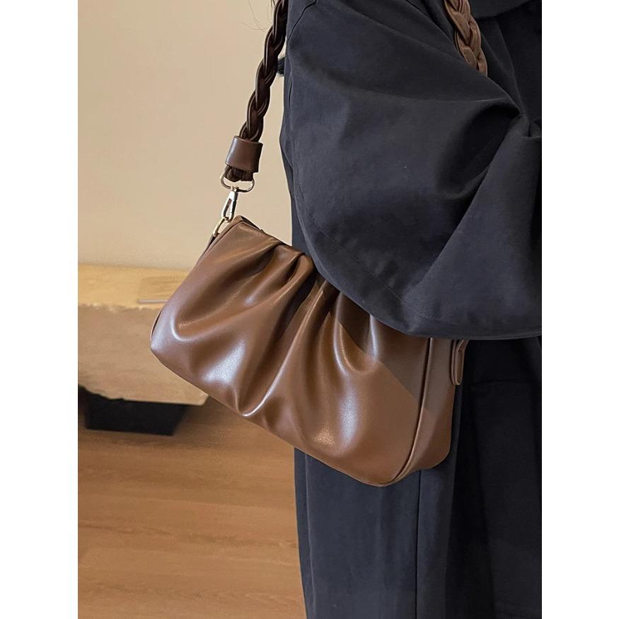 Korean Fashion Commuting Square Bag Autumn Winter New Pleated Textured Shoulder Underarm Bag Casual Crossbody Bag Women