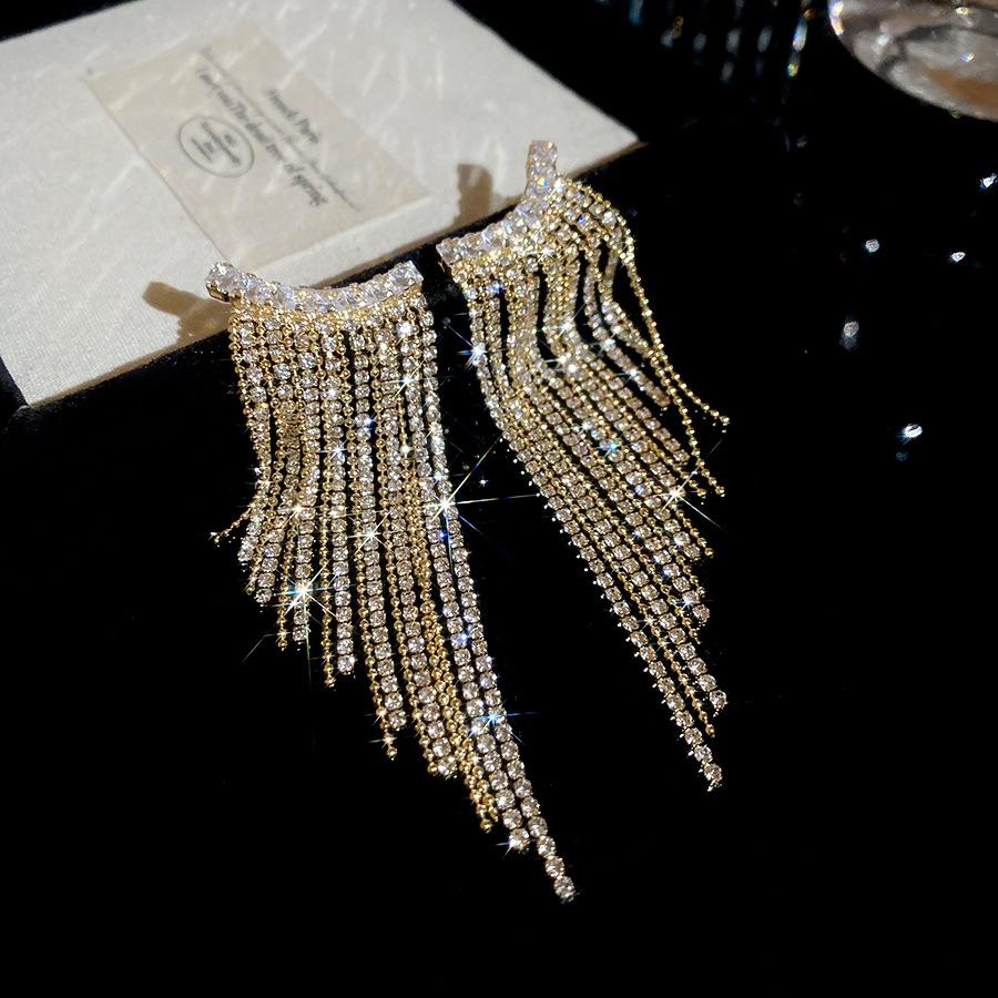 Diamond fringed stud earrings court style retro niche elegant temperament earrings earrings light luxury earrings