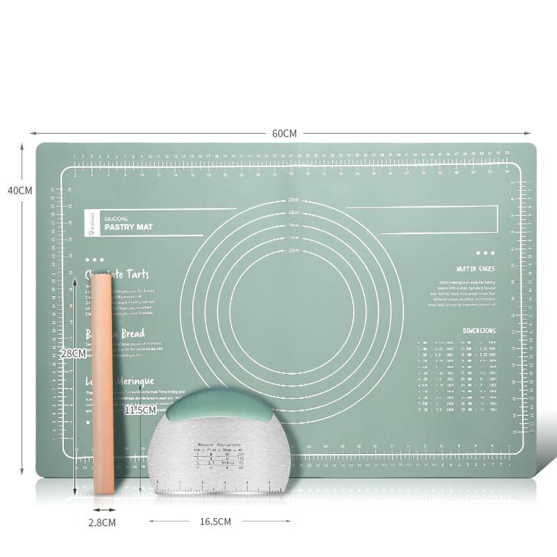 MDNG Green Silicone Rolling Pin & Kneading Mat Set