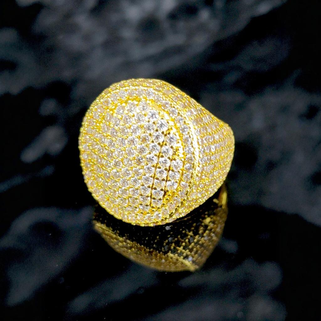 New European and American Popular Round Ring with Copper Inlaid with Zircon and Full Diamond, Personalized Hip-hop Fashion Brand Couple Accessory Ring