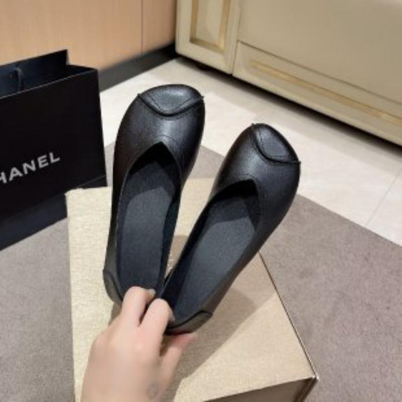 Large Size Single Shoes Women's Summer New Soft-soled Doudou Shoes One Pedal Shallow Mouth Mother Shoes Casual Women's Shoes