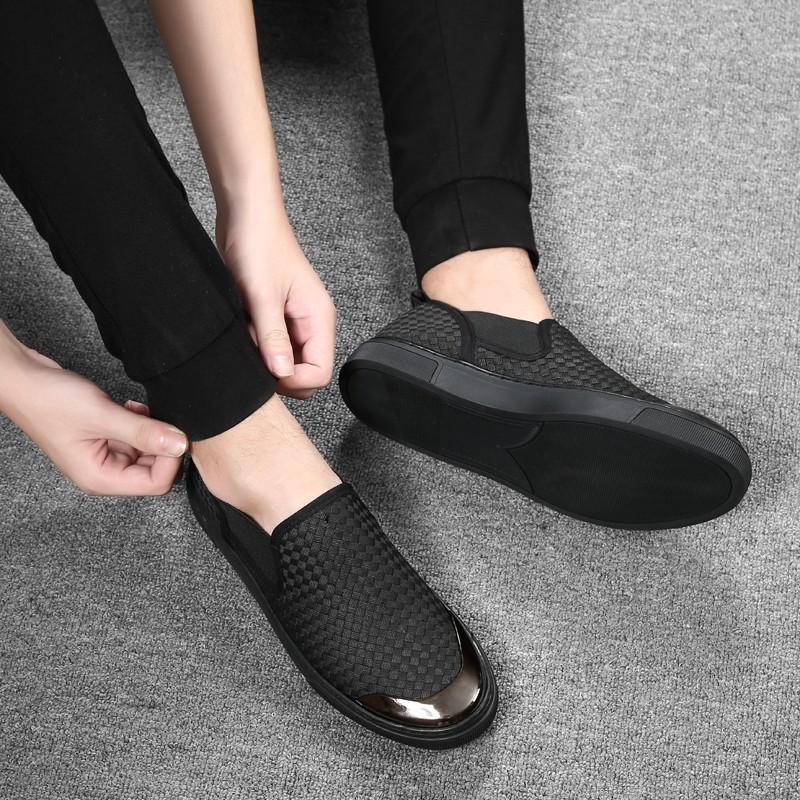 European Designer New Shoes for Men Knit Casual Shoes Breathable Flat Skateboard Shoes Street Cool Black Slip-on Loafers