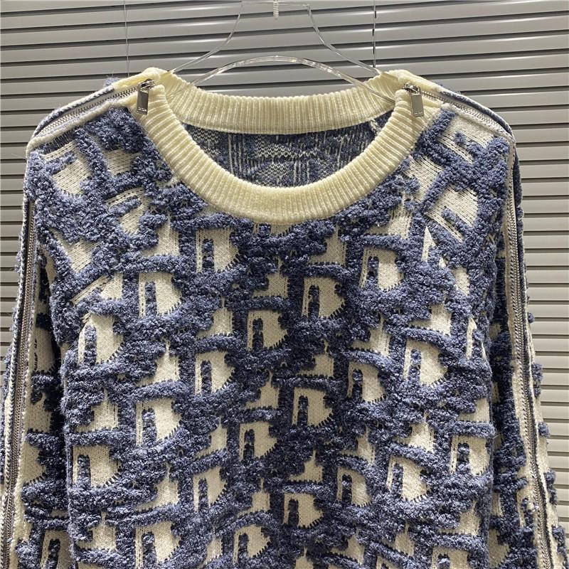 High-Quality Heavy Duty 3D Jacquard Monogram Logo Round Neck Sweater