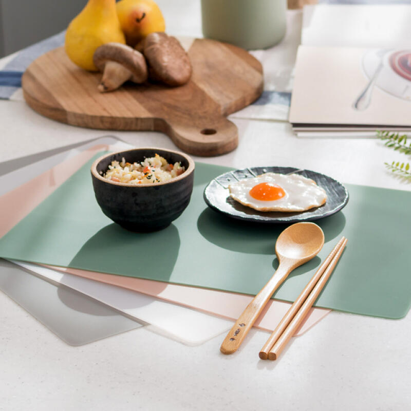 Domestically produced silicone plain square kitchen dining table waterproof mat Square placemat gray