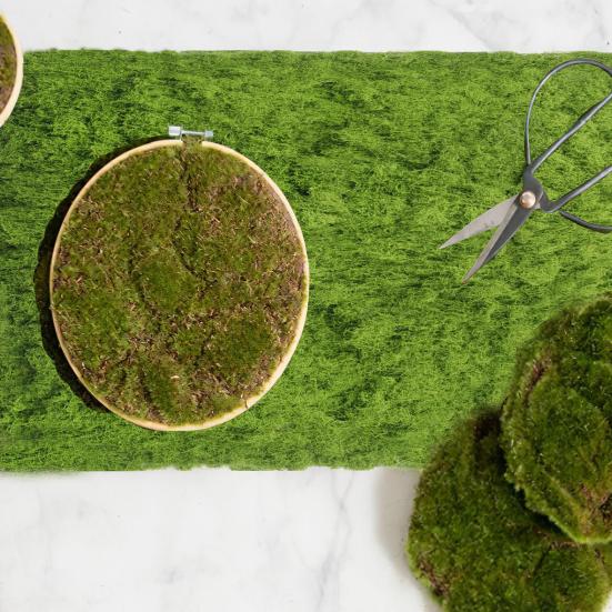 Artificial Moss Pad Realistic Faux Moss Planter Decor Green Fake Moss Turf for DIY Projects Craft Table Centerpieces Fairy Garden Decorations