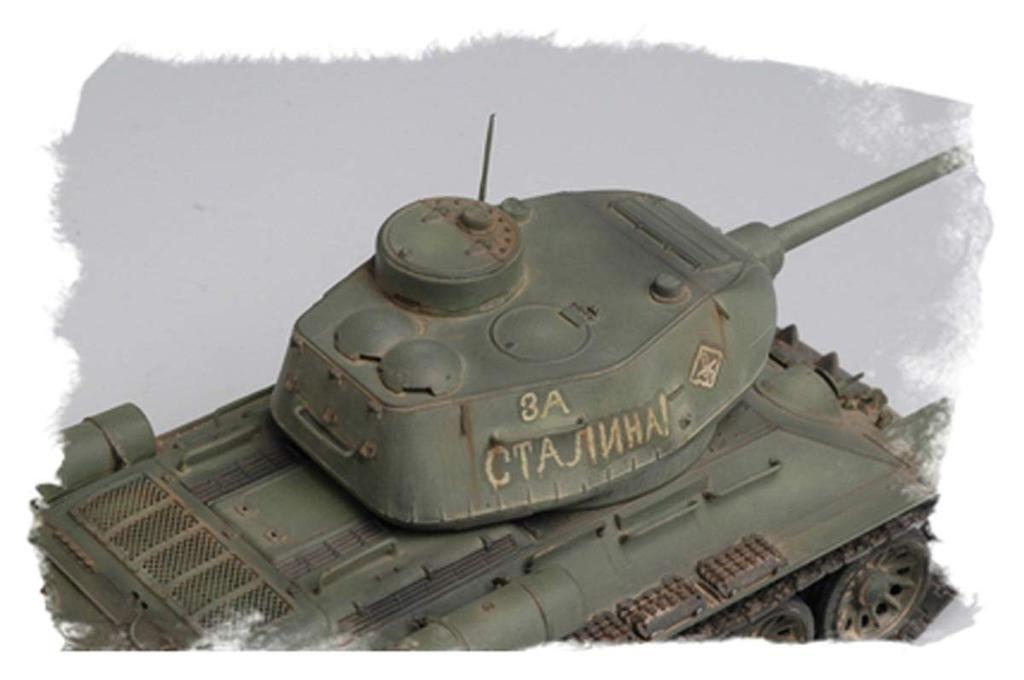 Hobby Boss 1/48 Russian Tank T-34/85 1944 Model Plastic Model