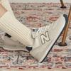 New Balance 574 Beige Angora Damen Sneaker Creme Schwarztop WL574PC