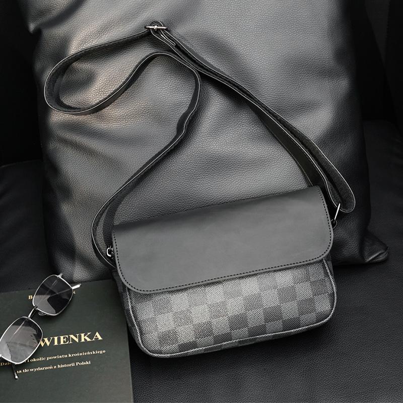 Japanese Style Small Square Bag, New Version Of Men'S Small Satchel, Street Trend Casual Men'S Plaid Shoulder Bag Men'S Bag