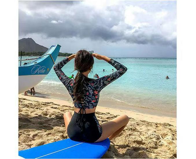 Conservative High-Waisted Long-Sleeve Sun Protection Swimsuit: Quick-Drying, Belly-Covering, Split Design for Diving & Hot Springs
