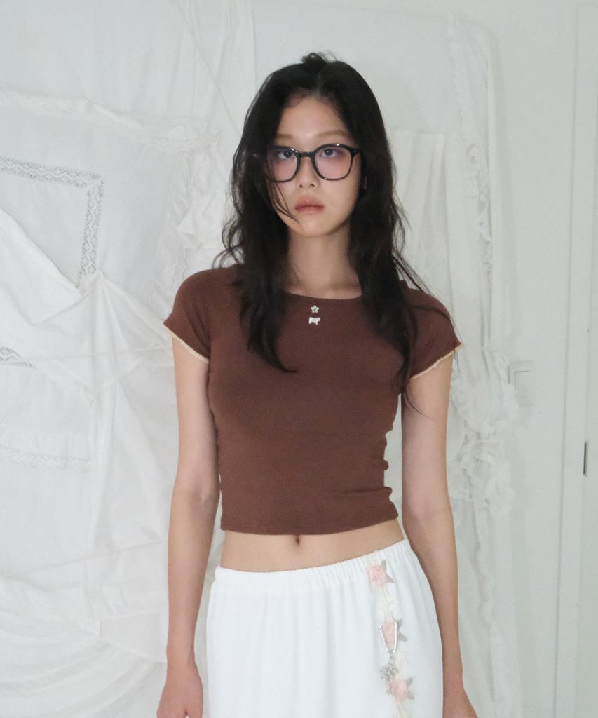 SIWL107 Kitten Crop Tee (Camel)