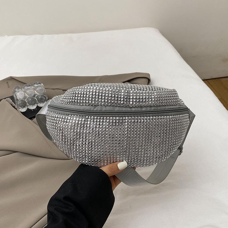 

2025 summer rhinestone fanny pack women s chain small bag fashion women s bag breast bag women s ins trendy versatile messenger bag серебряный