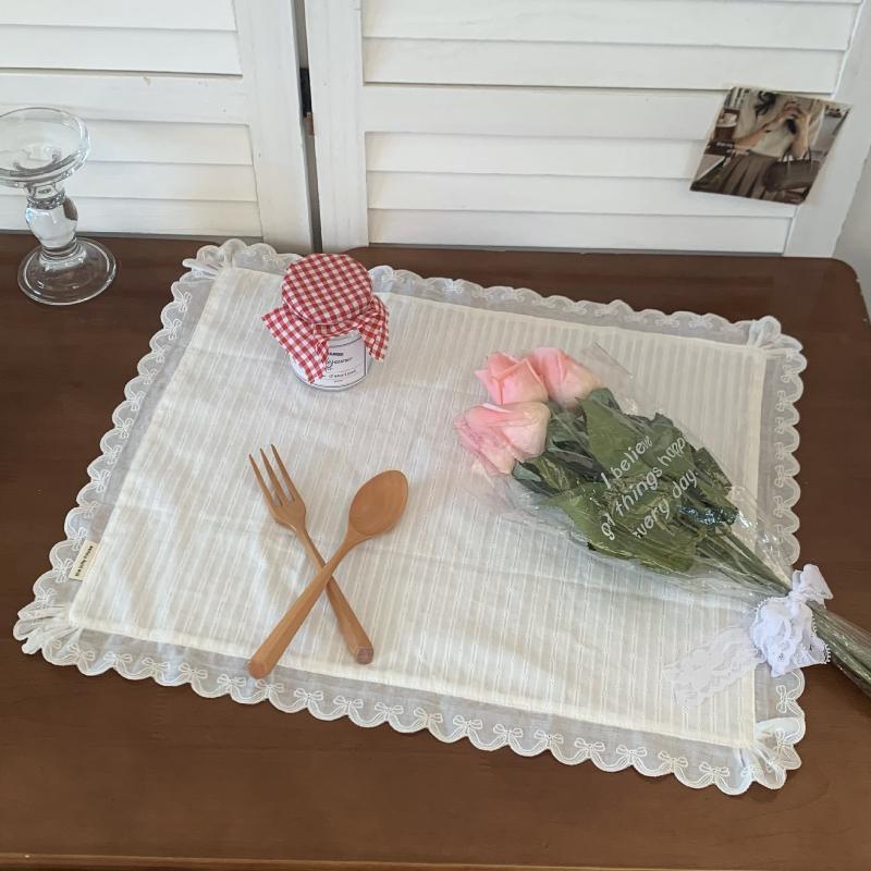 Korean Style Soft Flounced Lace Ruffle Placemats Non-Slip Dustproof Table Pads for Living Room Tea Table Decor