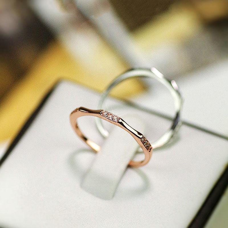 Fine Ring Ring, Exquisite Micro-Inlaid Zircon Strip Ring, Fashionable Self-Discipline Personalized Tail Ring