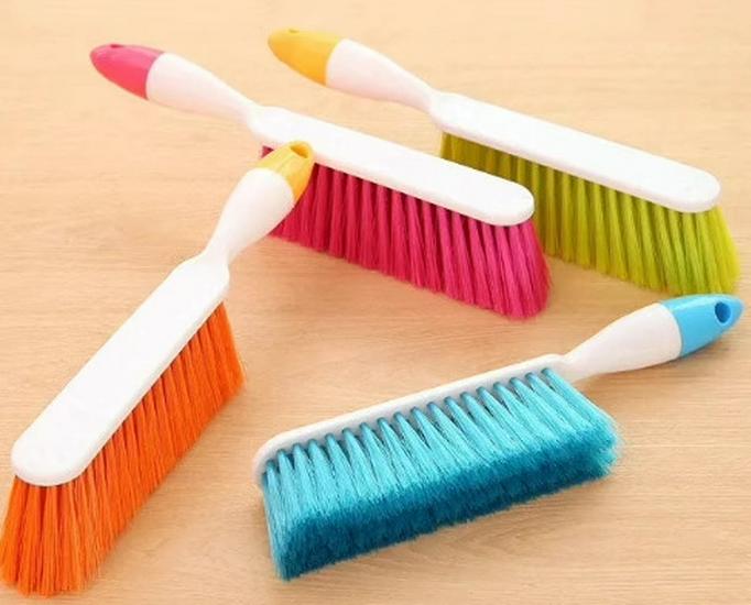 

Бытовая метла с мягкой щетиной для удаления пыли – Длинная ручка для спальни, дивана, ковра и кровати