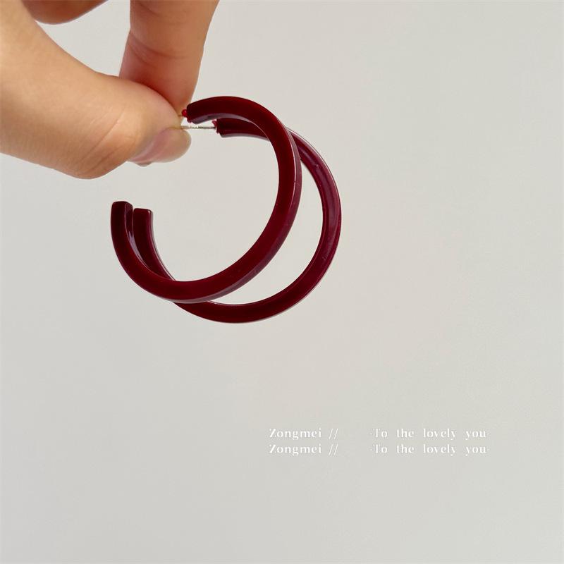 Amber Leopard Print Hoop Earrings for Women, Autumn/Winter 2026 Retro Hong Kong Style, High-End Large Hoops