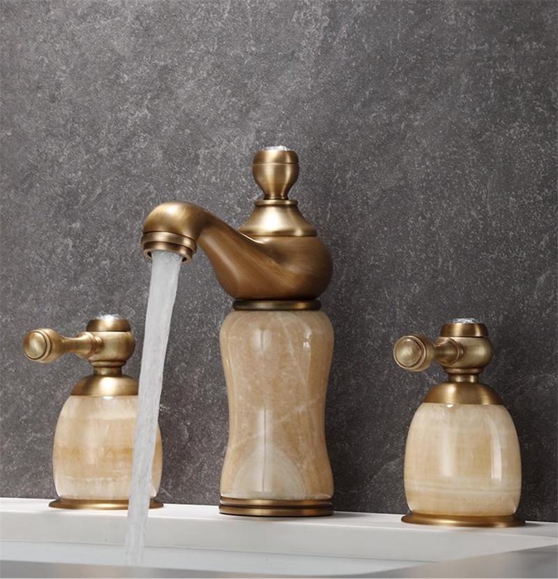 Antique Bronze Bathroom Faucets Brass Basin Faucet 3 Hole Widespread Basin Mixer Double Handle Hot And Cold Water Tap