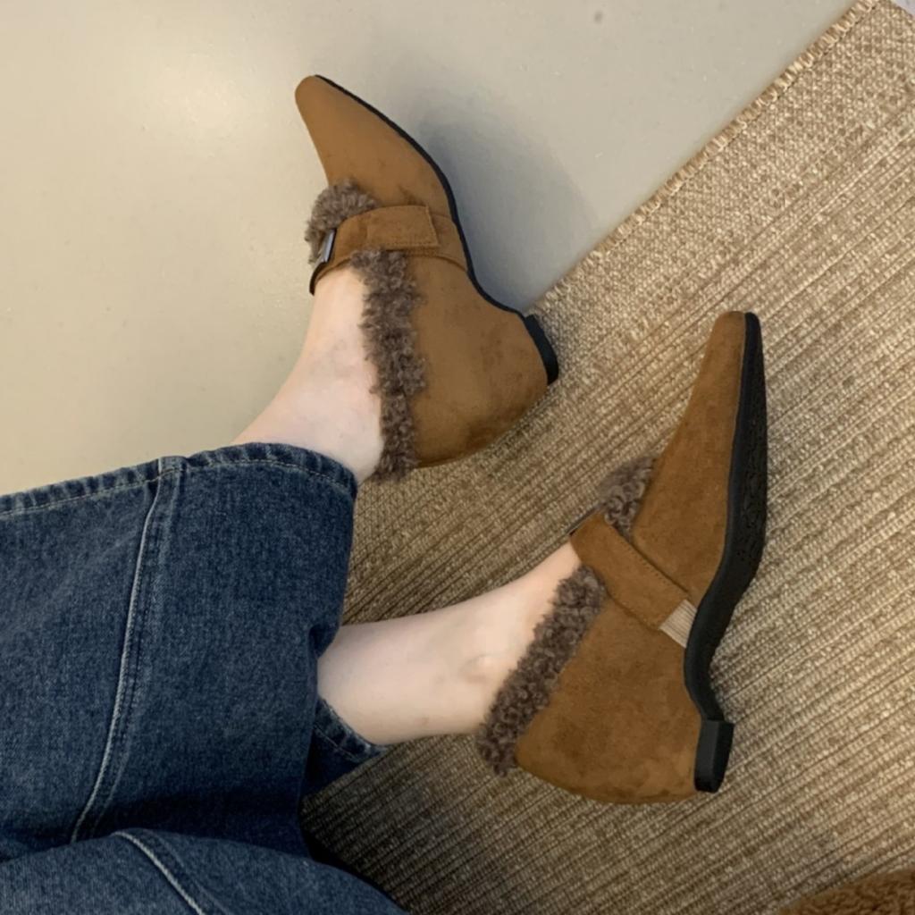 French inner heightening shoes 2025 autumn and winter brown Mary Jane fluffy shoes women wear fleece single shoes women