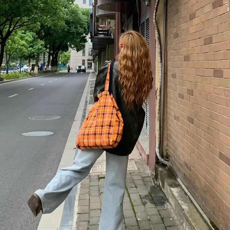 Women's Bags Fashion Retro Orange Striped Tote Bags New Niche Design Small Fresh High Capacity Trend Shoulder Bags Handheld Bag
