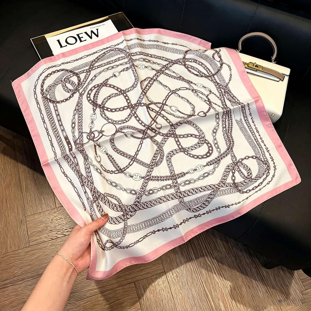 New old money wind chain neck scarf women's commuting versatile soft silk scarf neck protection shawl outer scarf