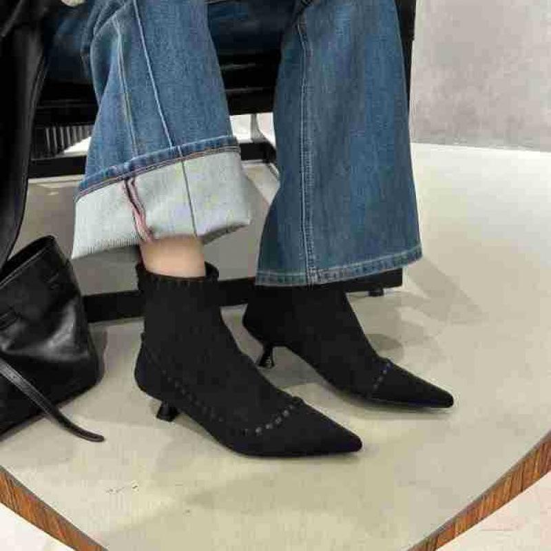 Französische spitze genähte kurze Stiefel Damen 2025 Herbst Ärmel elastische dünne Stiefel dünner Absatz Temperament Mode Stiefel junge Damenschuhe