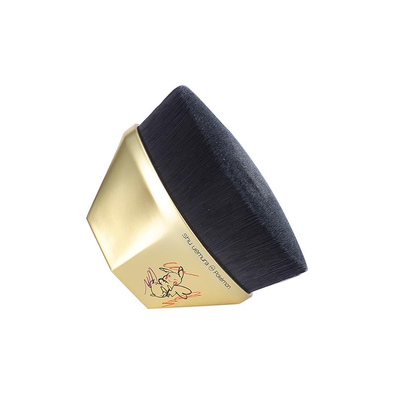 Shu Uemura No. 55 Limited Edition Pikachu Magic Foundation Brush розовый