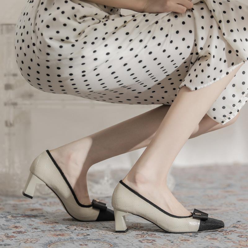 6368-6 Xiaoxiangfeng Shallow Mouth Commuter Work Shoes 2025 New Square Head Mary Jane Single Shoes Thick Heel High Heels Women