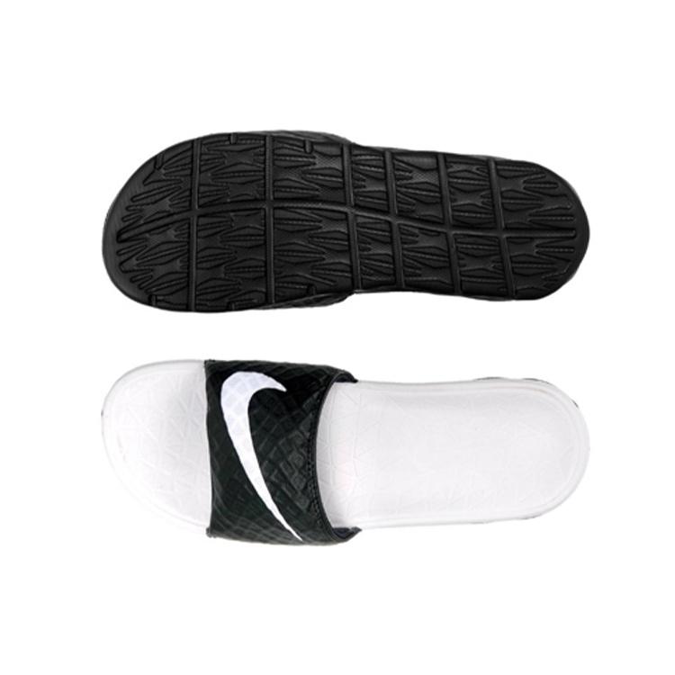 (WMNS) Nike Benassi Solarsoft 'Black' Women's 705475-010