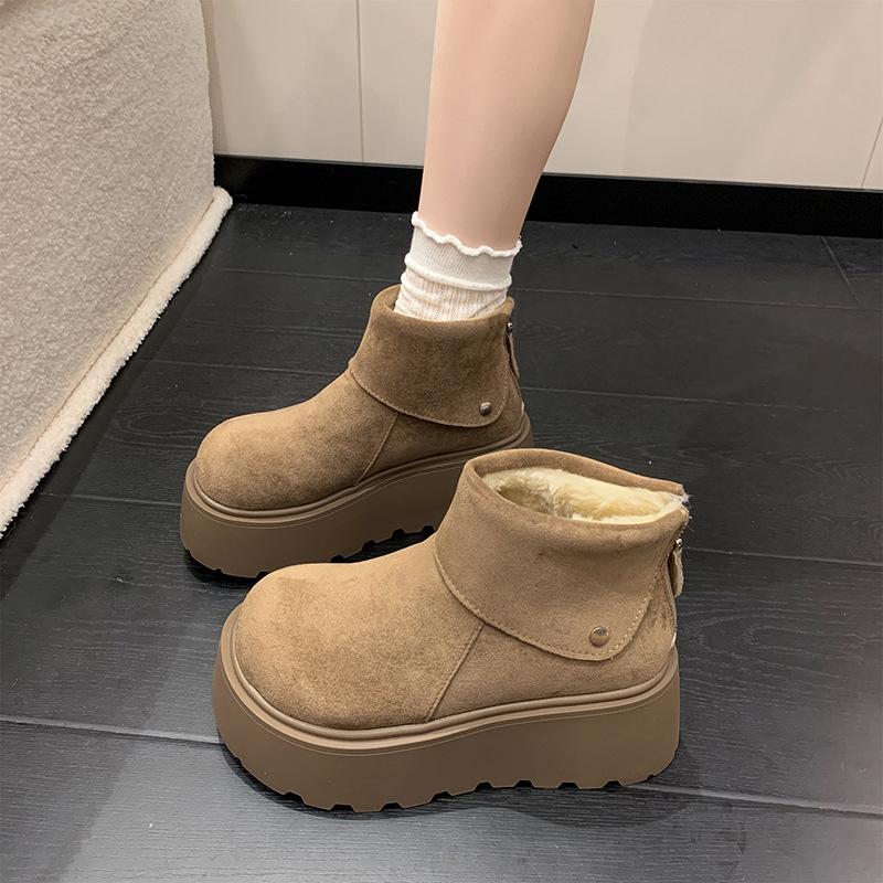 Women's Thick-soled Winter Lightweight Warm One-step Padded Snow Boots Non-slip Wear-resistant Casual Sneakers Cotton Boots Sneakers