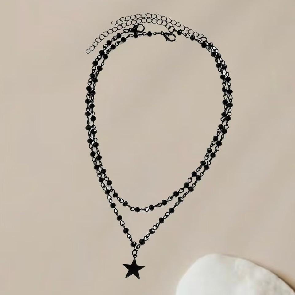 European & American Double-Layer Crescent Necklace – Cool Hip-Hop Star Pendant Design for Women