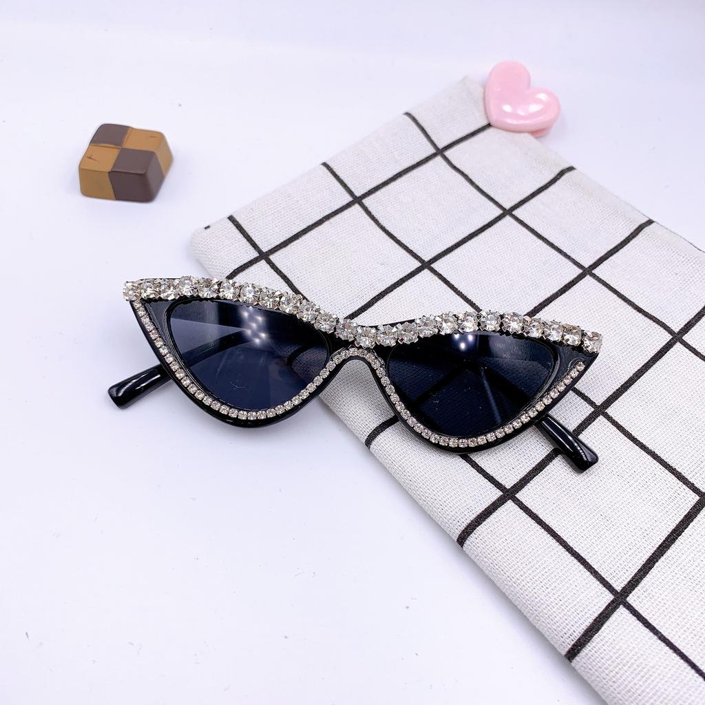 Internet Fashion Children'S Sunglasses Triangle Personality Sticky Diamond Children'S Fried Street Glasses Travel Photo Sunglasses