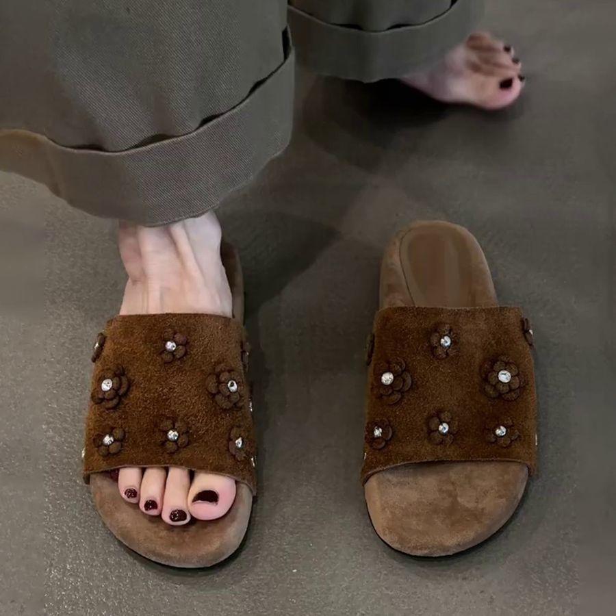 Fashion flower open-toed cool slippers women's summer new thick-soled extraordinary foreign style comfortable wear anti-velvet versatile sandals