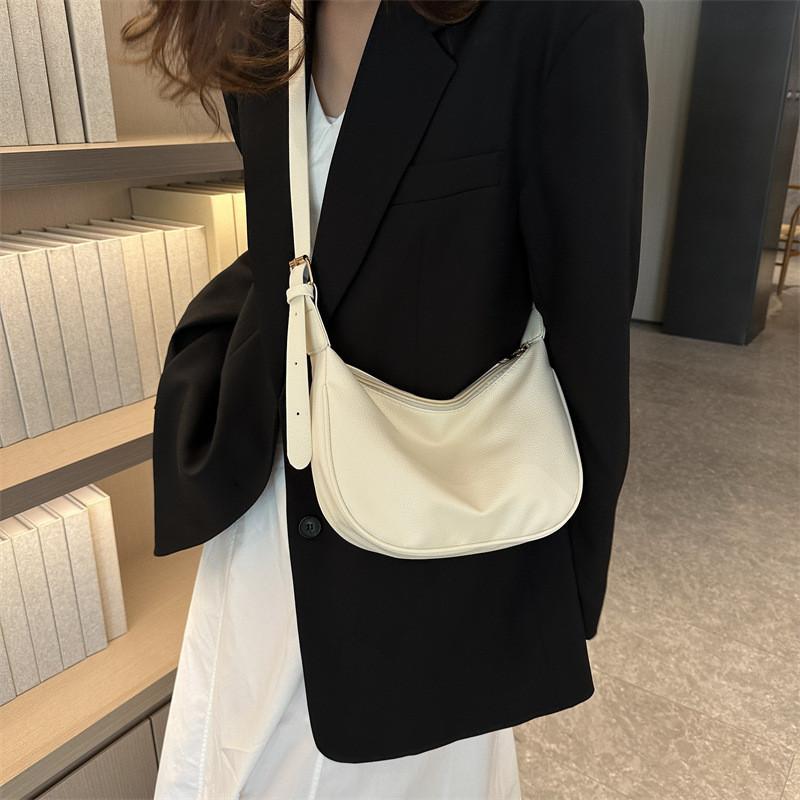 Fashionable Casual Shoulder Bag For Women 2023 Stylish Pu Leather Crossbody Bag With Polyester Lining