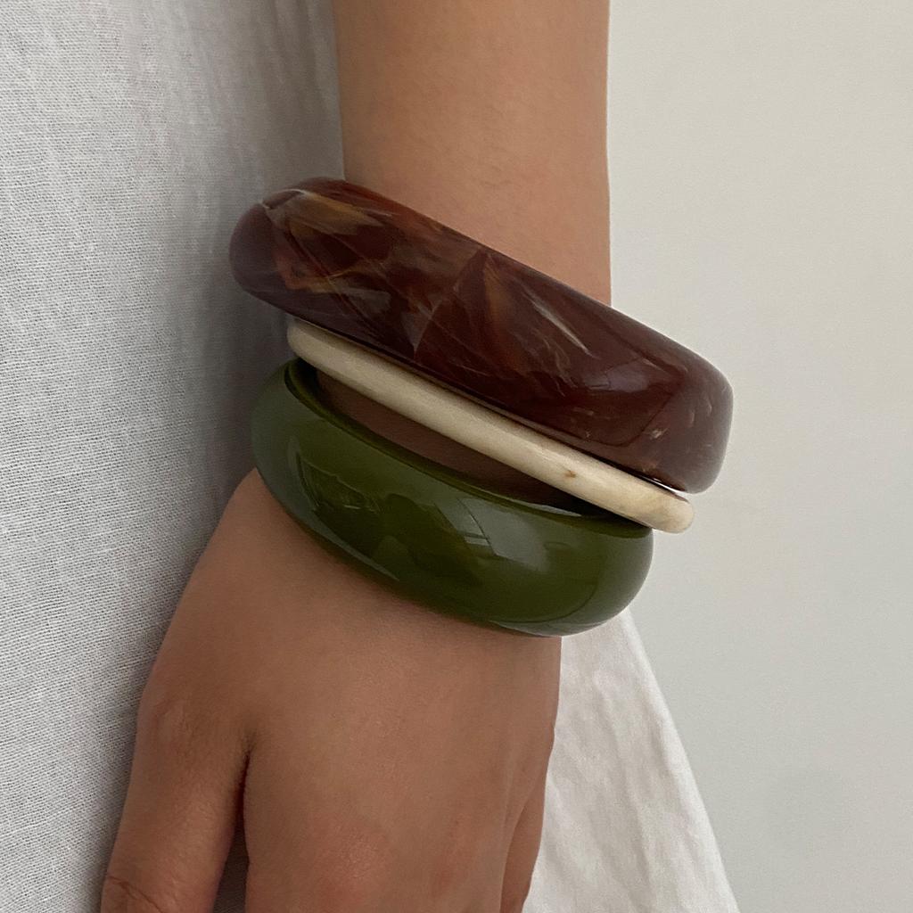 Irregular Resin Cuff Bangles Acrylic Vintage Korean Fashion Bracelets for Women Simple Elegant Pulseras Mujer
