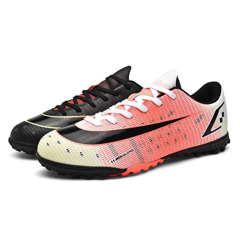 

Cassie wolf large size football shoes men s low-top students youth game training shoes artificial grass mandarin duck shoes 46