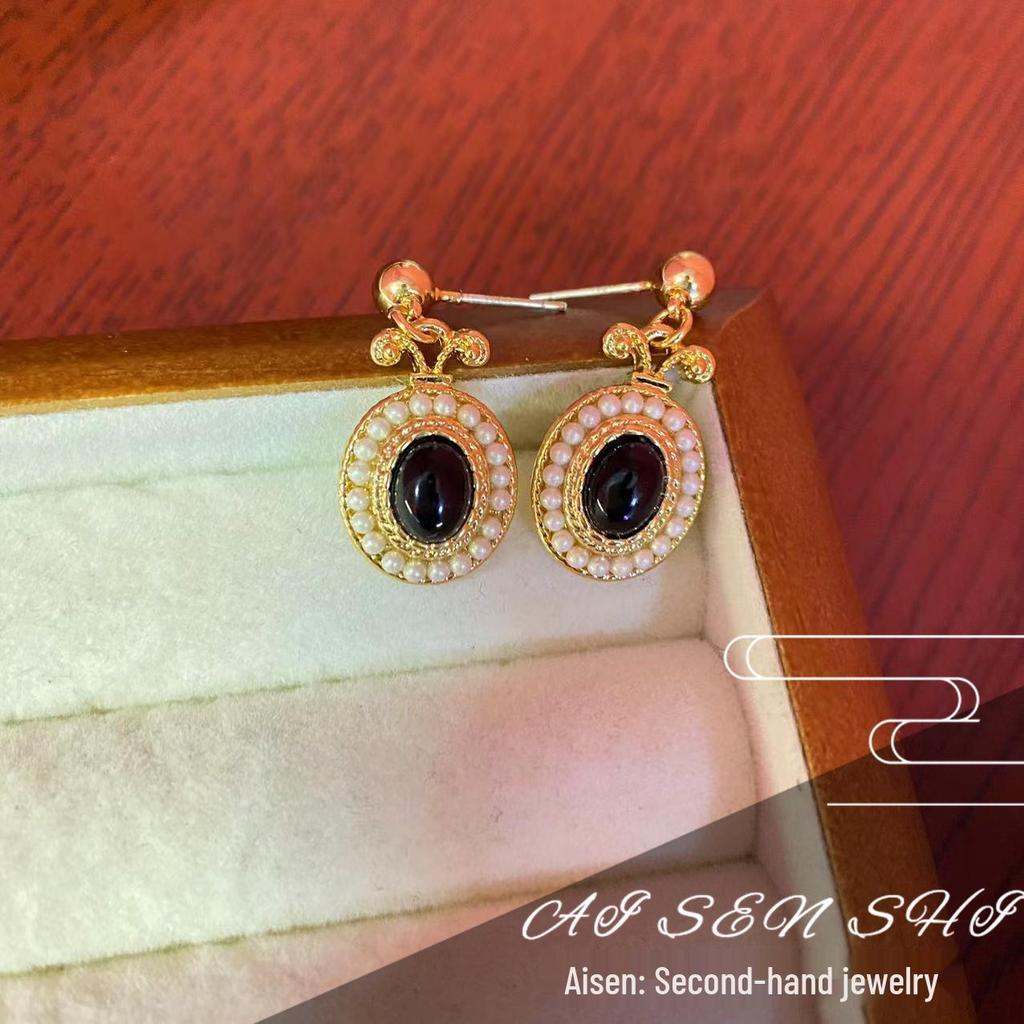 Vintage Gold Stud Earrings & Pearl Necklace Set - European and American Retro Fashion Jewelry