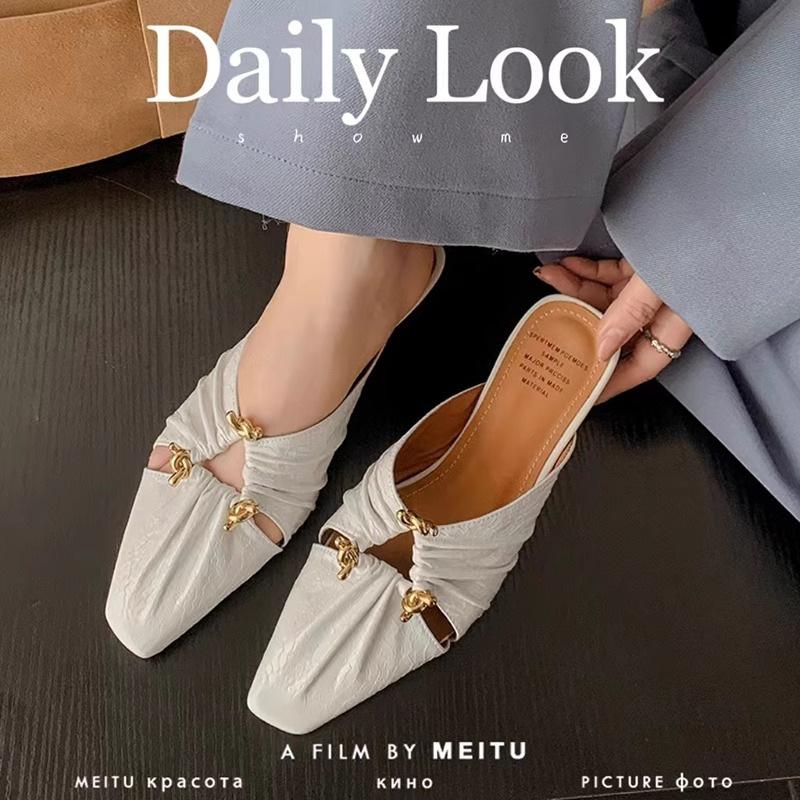 Design di nicchia francese testa quadrata vuota pieghevole a metà trascinamento fibbia metallica testa della borsa pantofole indossare pantofole estive fresche da donna