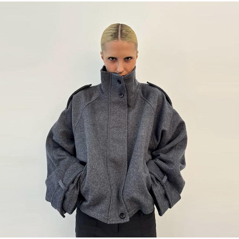 

Шикарные пальто с высоким воротником Женские Пальто со стойкой воротником Длинный рукав На молнии Пуговицы Карман Свободные куртки 2025 Осень Женская Повседневная верхняя одежда L