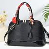 Shell Shape Pu Handbag For Women With Crocodile Pattern And Contrast Elements For Daily Use