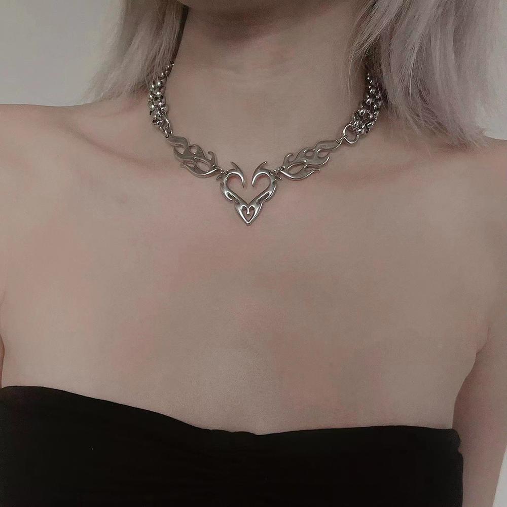 Fashionable Titanium Steel Totem Heart-Shaped Pendant Trendy Men Women Instagram Hip-Hop Accessories Party Jewelry Accessories
