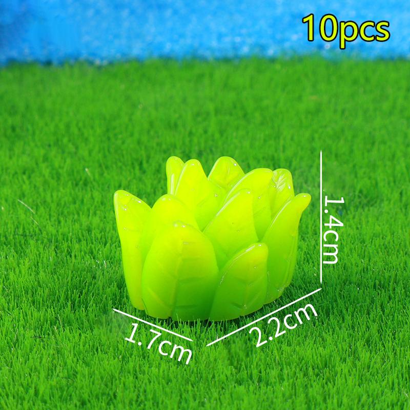 10Pcs Mini Resin Simulated Grass Pile Moss Micro Landscape Decoration Crafts Micro Landscape Garden Decoration Accessories