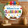 2D Plat Hangend Ornament, 1 stuks Yanlin Welkom op Onze Klaslokaaldeur - Kleurrijke Kleurpotlood En Schooldecoratie, Met Letters, Sterren En Licht