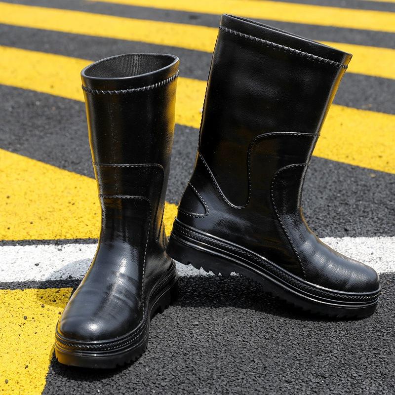 Slippery black-soled rain shoes men's thickened non-slip and wear-resistant water shoes cotton thick velvet water boots construction site waterproof